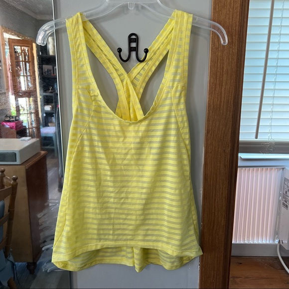 Zyia Nimbus split back tank Large - Picture 2 of 8